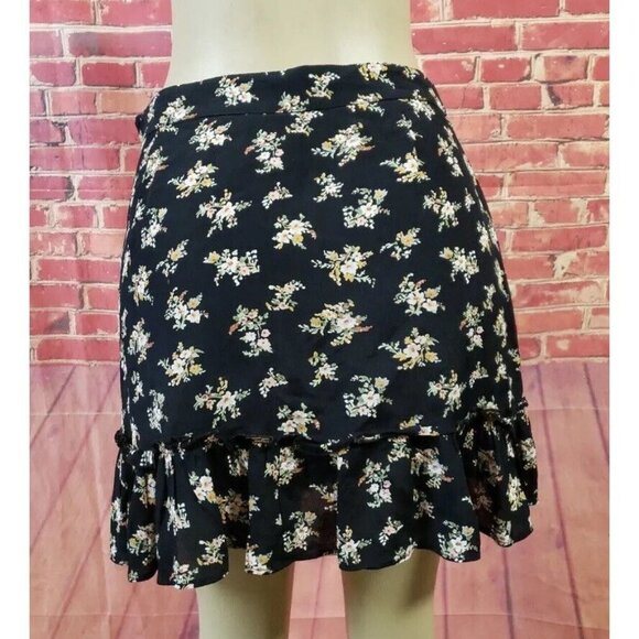 TOPSHOP Black Floral Ruffled Viscose A-Line Women's Skirt Size 10 EUC Preppy - Picture 2 of 12